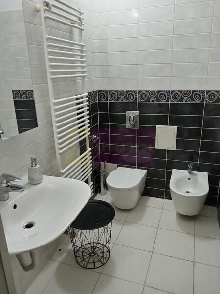 Apartament 3 camere Complex Liziera- Pipera Tunari.